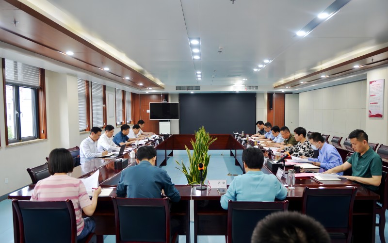 集團(tuán)公司黨委委員、副總經(jīng)理汪世杰赴皖投置業(yè)公司開展現(xiàn)場調(diào)研